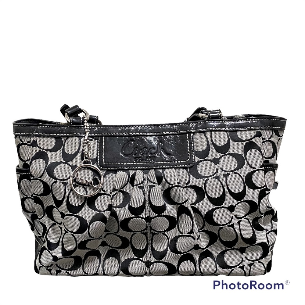 Coach shoulder bag